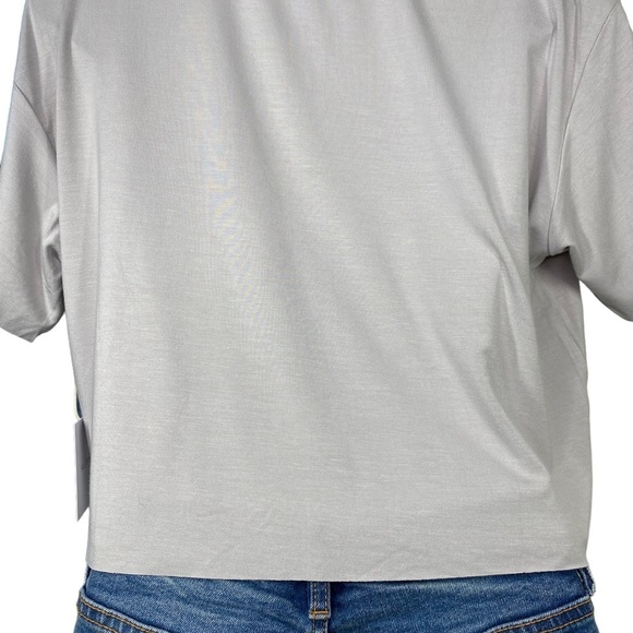 ALL THE WAYS NEW Sidney Boxy Raw Edge Crop Tee in Grey Size M - Picture 8 of 11